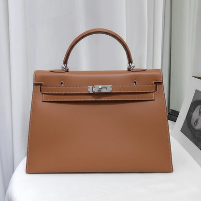 Premium Cowhide Leather Handbag – Quiet Luxury Icon Bag