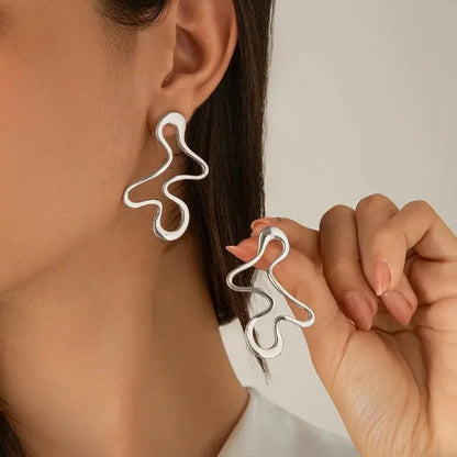 The Linear Drop Earrings