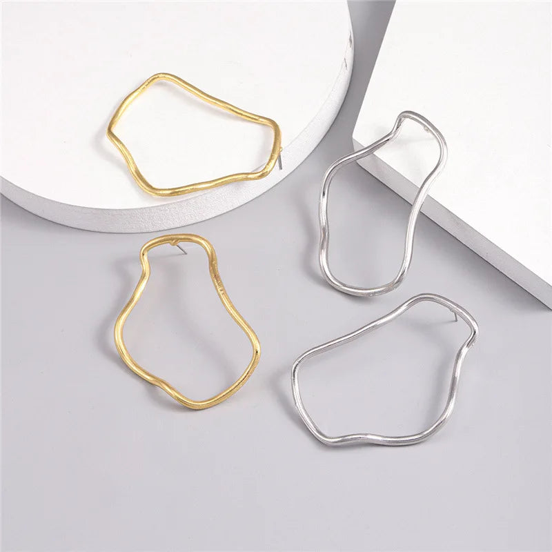 The Linear Drop Earrings