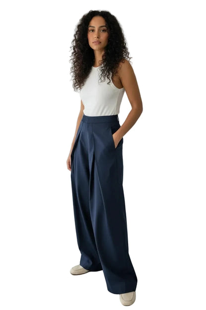 Soft Drape Pleated Pants