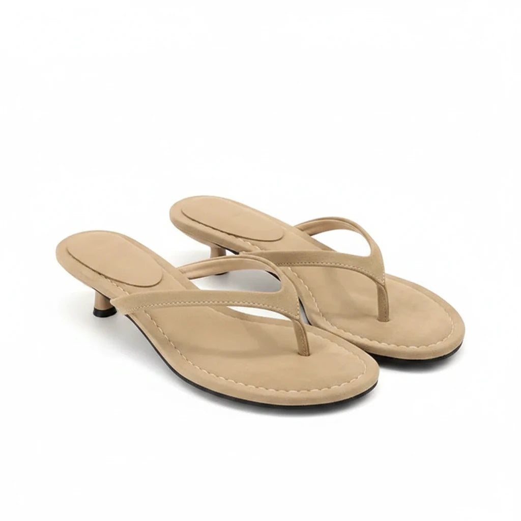 Élan Soft Luxe Kitten Heels – Thong Slip-On Sandals